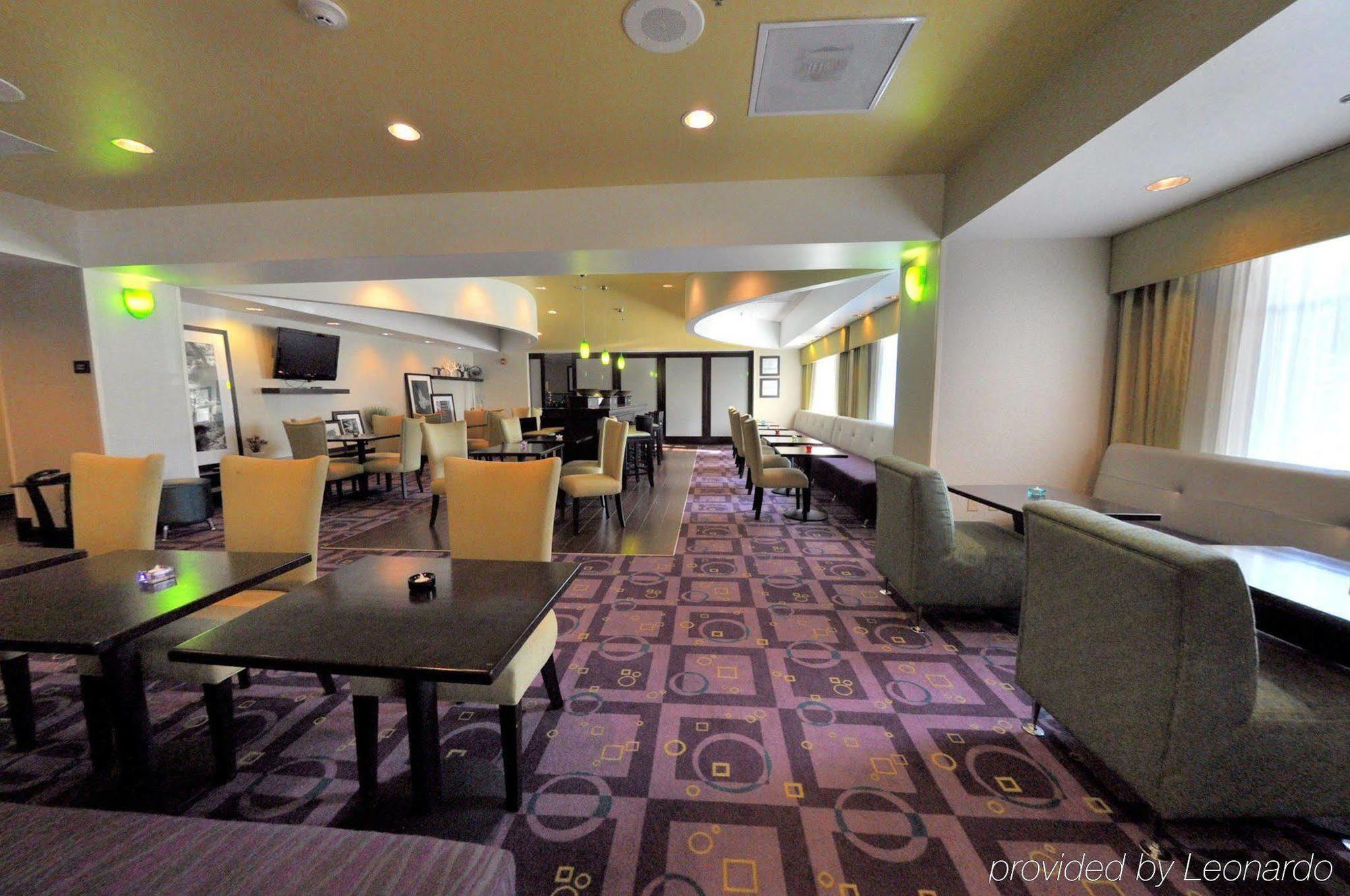 Hampton Inn Richmond - South Restoran gambar