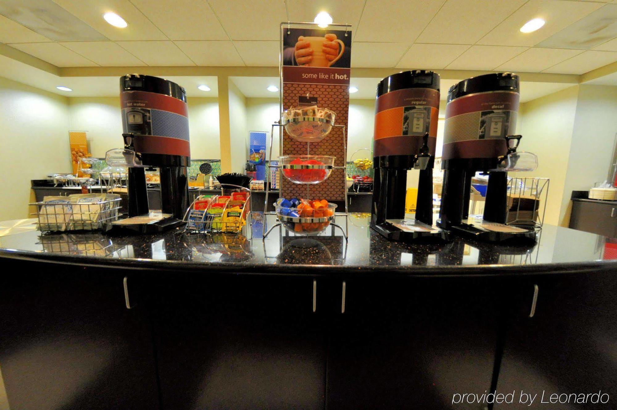 Hampton Inn Richmond - South Restoran gambar