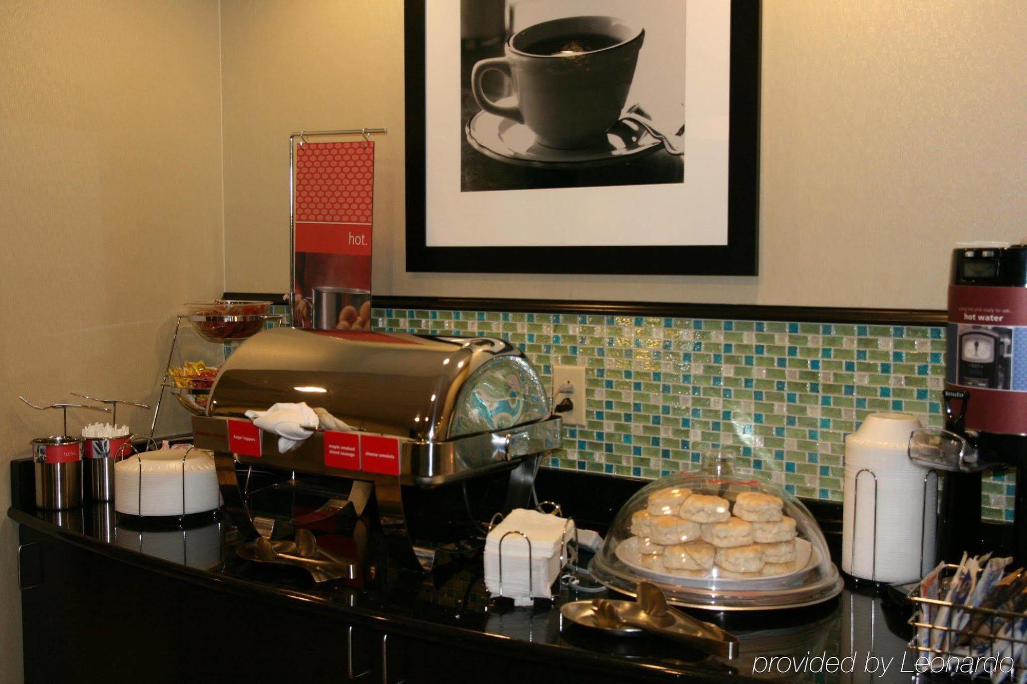 Hampton Inn Richmond - South Restoran gambar