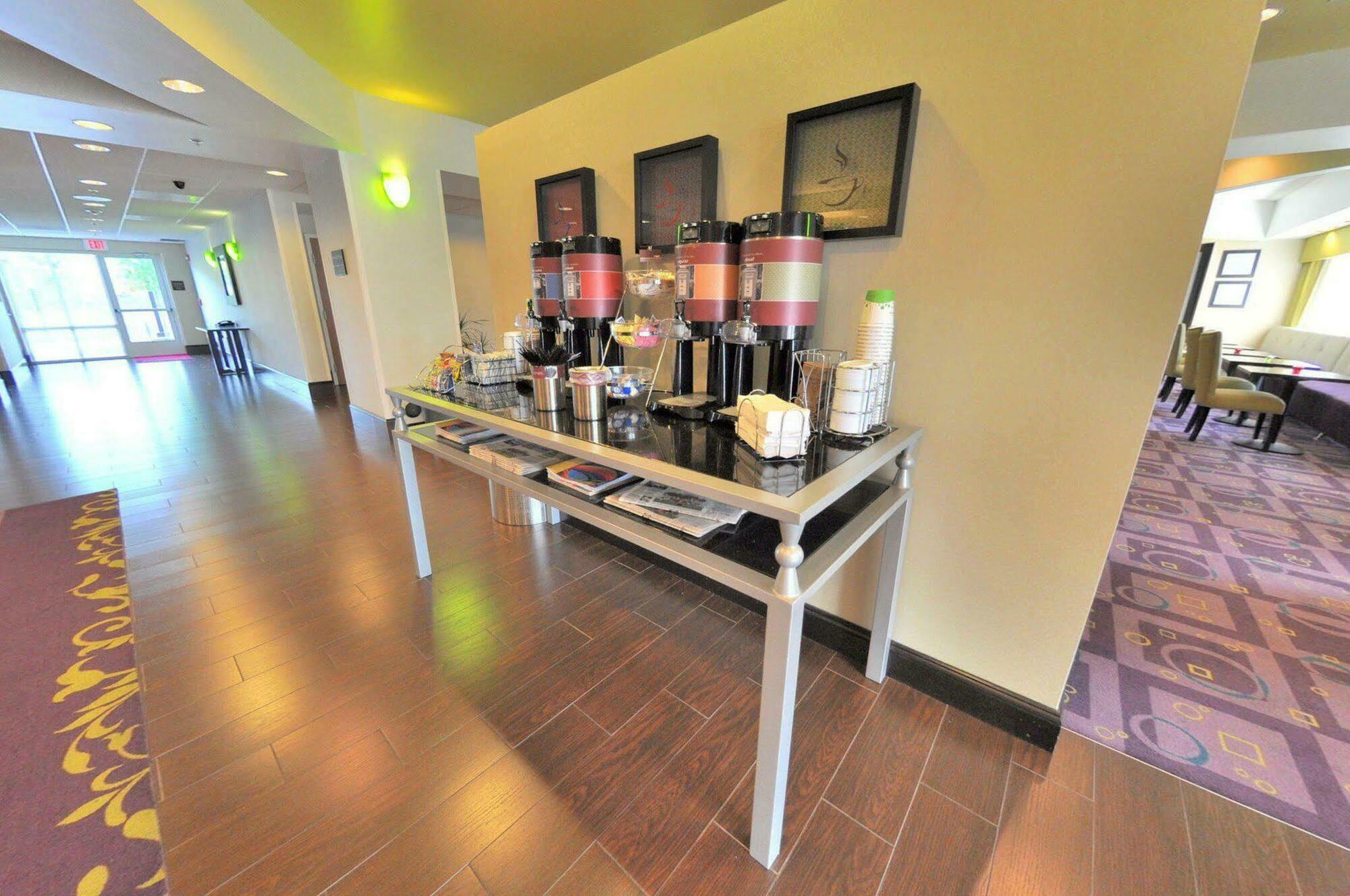 Hampton Inn Richmond - South Restoran gambar